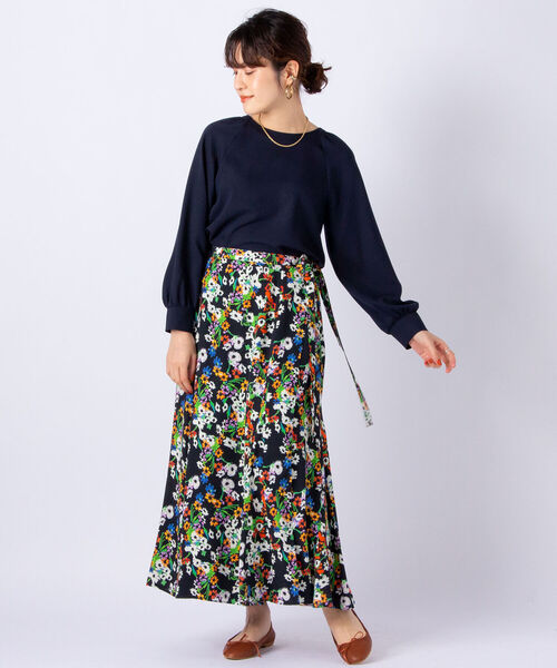 NOLLEY’S(ノーリーズ)の「ジョーゼット両前パール釦ブラウス(シャツ/ブラウス・レディース・ベージュ/サックスブルー/キナリ/カーキ/ネイビー・38/36)」の20枚目の写真