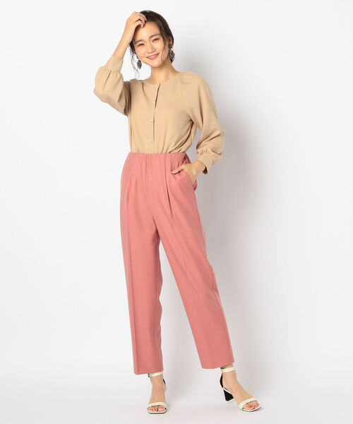 NOLLEY’S(ノーリーズ)の「ジョーゼット両前パール釦ブラウス(シャツ/ブラウス・レディース・ベージュ/サックスブルー/キナリ/カーキ/ネイビー・38/36)」の14枚目の写真