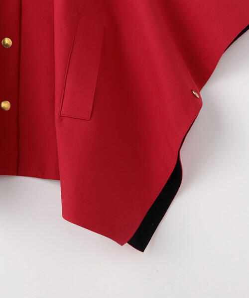 TOMORROWLAND （トゥモローランド）の「コットンビコロール マント