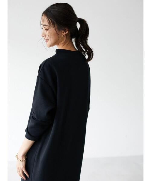 CRAFT STANDARD BOUTIQUE(クラフトスタンダードブティック)の「ボートネックドロップショルダーチュニック ●*(Tシャツ/カットソー・レディース・ブラック/ブラウン/オリーブ/グレイッシュベージュ・FREE)」の18枚目の写真