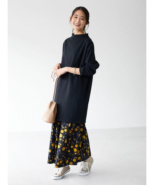 CRAFT STANDARD BOUTIQUE(クラフトスタンダードブティック)の「ボートネックドロップショルダーチュニック ●*(Tシャツ/カットソー・レディース・ブラック/ブラウン/オリーブ/グレイッシュベージュ・FREE)」の21枚目の写真