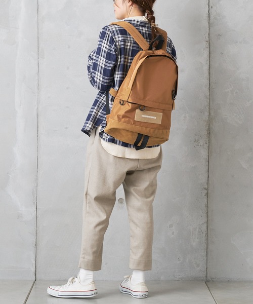 PUAL CE CIN（ピュアルセシン）の「THEATRE PRODUCTS ロゴリュック（バックパック/リュック・レディース・ブラック/ベージュ・ONE SIZE）」の8枚目の写真