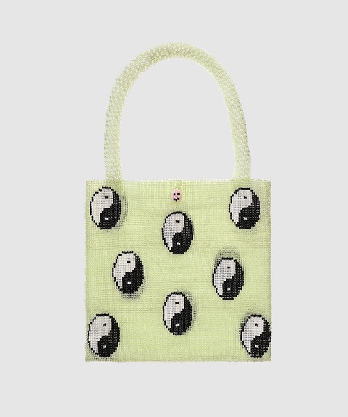 【PURA UTZ】 プラ ウズ ロブスター ビーズ ポーチ バッグ 鞄 Pura Utz(プラ ウズ)の「YINYANG POUCH(ハンドバッグ)」 - WEAR