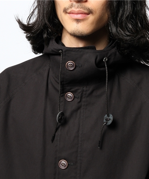 JOURNAL STANDARD（ジャーナルスタンダード）の「コットンピーチフードパーカー #（モッズコート・メンズ・カーキ/ブラック・MEDIUM/SMALL/LARGE）」の7枚目の写真