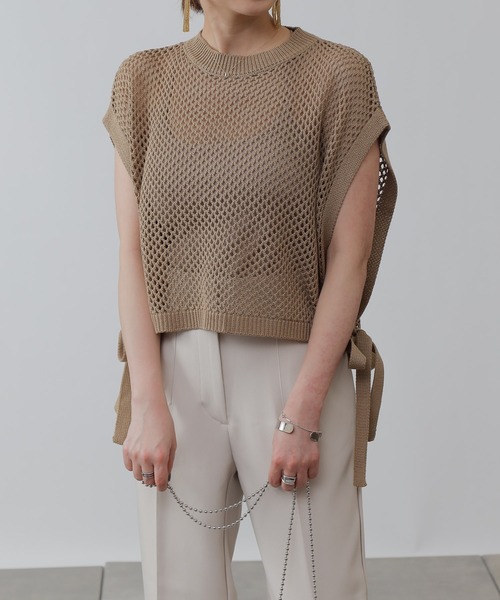 COLONY 2139（コロニートゥーワンスリーナイン）の「サイドリボンメッシュニットベスト（ベスト・レディース・ブラック/ベージュ/ライム・FREE）」の9枚目の写真