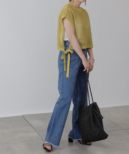 COLONY 2139（コロニートゥーワンスリーナイン）の「サイドリボンメッシュニットベスト（ベスト・レディース・ブラック/ベージュ/ライム・FREE）」の11枚目の写真