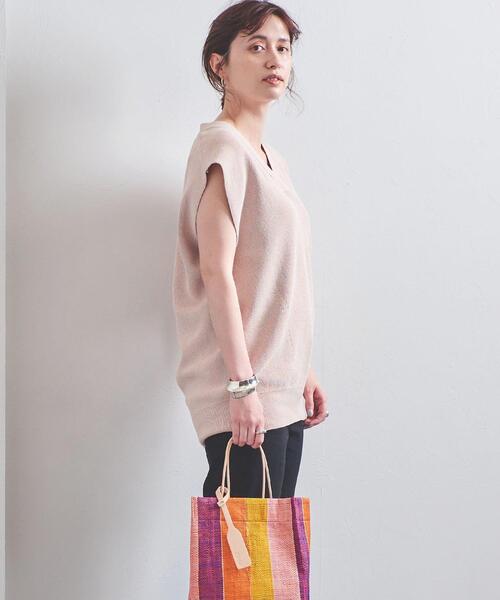 UNITED ARROWS（ユナイテッドアローズ）の「＜WEB限定＞UWSC Vネック ニットベスト◆（ベスト・レディース・ネイビー/オフホワイト/ライトピンク・FREE）」の3枚目の写真