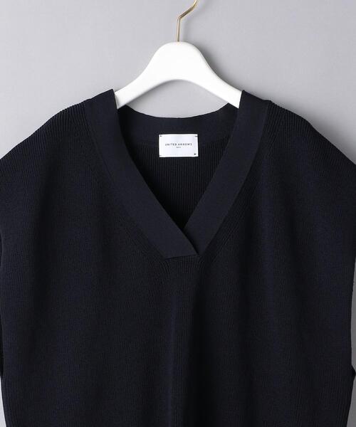 UNITED ARROWS（ユナイテッドアローズ）の「＜WEB限定＞UWSC Vネック ニットベスト◆（ベスト・レディース・ネイビー/オフホワイト/ライトピンク・FREE）」の11枚目の写真