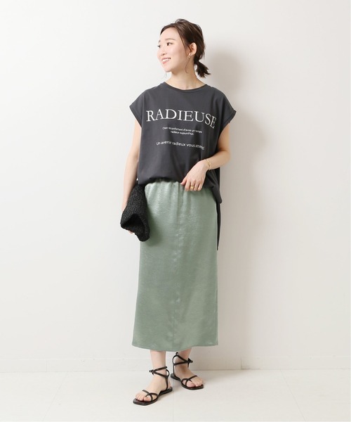 Spick & Span（スピックアンドスパン）の「クレーターサテンIラインスカート ◆（スカート・レディース・ベージュ/グリーン・38/36）」の10枚目の写真