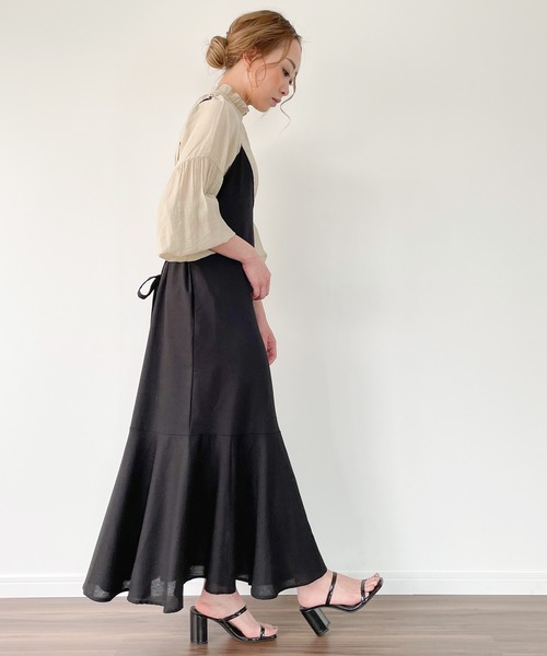 JUNOAH（ジュノア）の「リネン混マーメイドスカートサロペット（サロペット/オーバーオール・レディース・ブラック/グレイッシュベージュ/グリーン/アイボリー/ブルー/モカ・FREE）」の22枚目の写真
