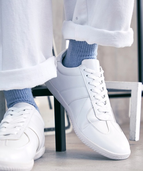 MONO-MART(モノマート)の「ジャーマントレーナーシューズ/シンセティックレザー ジャーマントレーナースニーカー(MONO-MART)(その他シューズ・メンズ・ホワイト/ライトグレー/ブラック・S/M/L)」の1枚目の写真