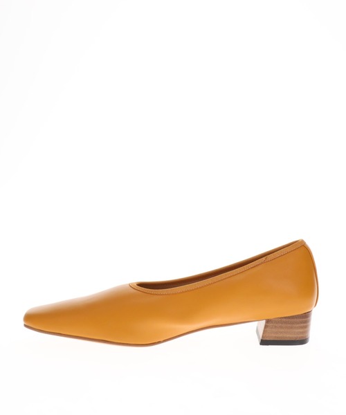 603（ロクマルサン）の「603 スクエアトゥアパンプス/シンセティックレザー（パンプス・レディース・ライトブラウン・MEDIUM/LARGE/SMALL）」の2枚目の写真