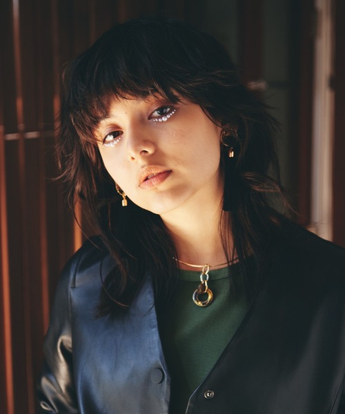 LAYMEE（レイミー）の「Zinnia pierce / ジニアピアス（ピアス（両耳用）・レディース・ブラック/ホワイト・FREE）」の9枚目の写真