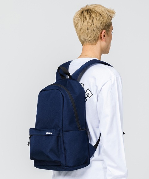 XLARGE（エクストララージ）の「STANDARD LOGO BACKPACK（バックパック/リュック・メンズ・ブラック/ネイビー/カモフラージュ・ONE SIZE）」の6枚目の写真