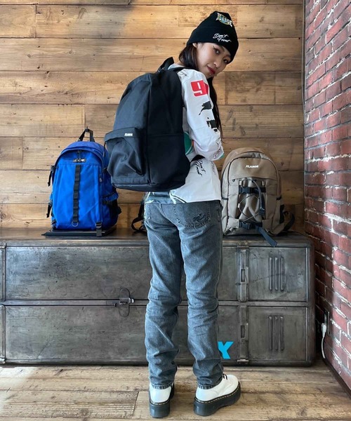 XLARGE（エクストララージ）の「STANDARD LOGO BACKPACK（バックパック/リュック・メンズ・ブラック/ネイビー/カモフラージュ・ONE SIZE）」の5枚目の写真