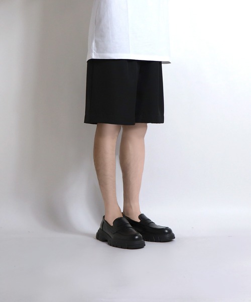 Confirm（コンファーム）の「Confirm / コンファーム ワイドハーフスラックス（スラックス・メンズ・ブラック/ベージュ/グレー/ブラック系その他・M/L）」の2枚目の写真