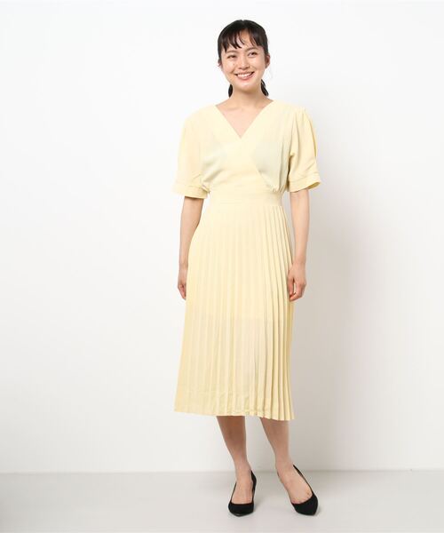 MAISON DE THERESE(メゾン ド テレーズ)の「カシュクール プリーツ ワンピース(ワンピース・レディース・イエロー/グリーン・M/S/L)」の5枚目の写真