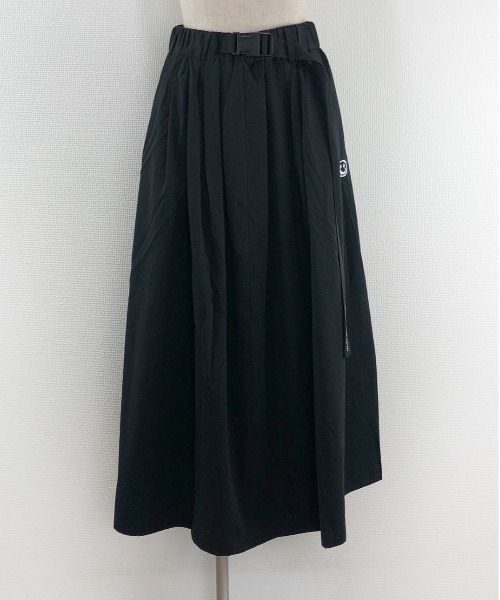 WORLD WIDE LOVE!（ワールドワイドラブ）の「タックギャザースカート（スカート・レディース・ブラック/グリーン/ベージュ・1）」の7枚目の写真