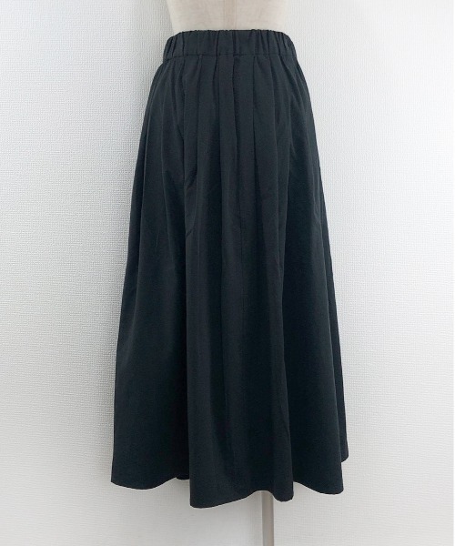 WORLD WIDE LOVE!（ワールドワイドラブ）の「タックギャザースカート（スカート・レディース・ブラック/グリーン/ベージュ・1）」の4枚目の写真