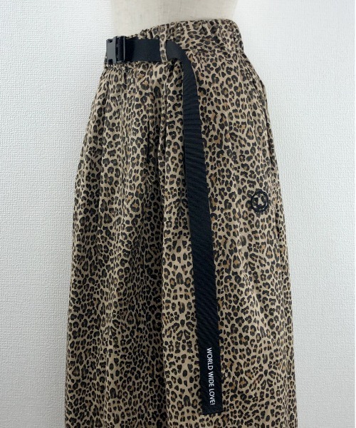 WORLD WIDE LOVE!（ワールドワイドラブ）の「タックギャザースカート（スカート・レディース・ブラック/グリーン/ベージュ・1）」の13枚目の写真