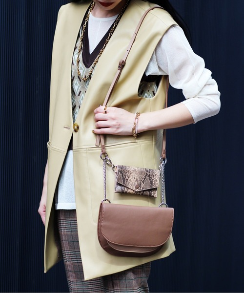 Ray BEAMS（レイビームス）の「Ray BEAMS / 2連 配色 バッグ（ショルダーバッグ・レディース・ベージュ/ワイン・ONE SIZE）」の2枚目の写真