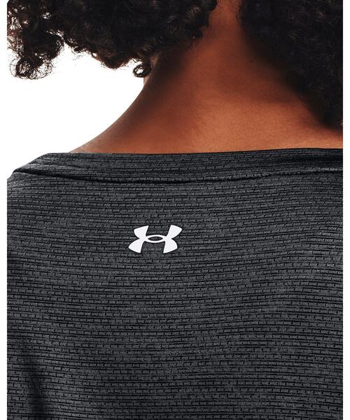 UNDER ARMOUR（アンダーアーマー）の「UAテック ベント ロングスリーブ（トレーニング/レディース）（Tシャツ/カットソー・レディース・ブラック/ライトピンク/ダークパープル・M/L/S/XL）」の17枚目の写真