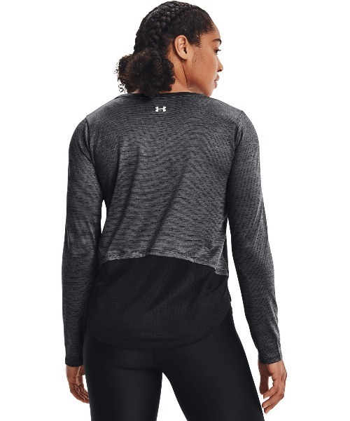 UNDER ARMOUR（アンダーアーマー）の「UAテック ベント ロングスリーブ（トレーニング/レディース）（Tシャツ/カットソー・レディース・ブラック/ライトピンク/ダークパープル・M/L/S/XL）」の12枚目の写真