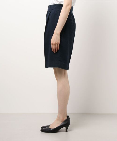 IENA（イエナ）の「コットン麻オックスショートパンツ（その他パンツ・レディース・ネイビー/アイボリー・38/36）」の20枚目の写真