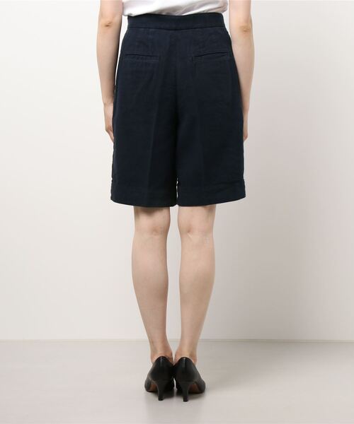 IENA（イエナ）の「コットン麻オックスショートパンツ（その他パンツ・レディース・ネイビー/アイボリー・38/36）」の21枚目の写真