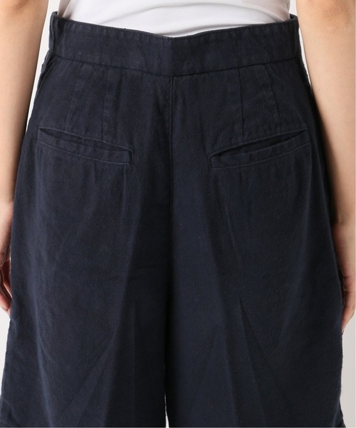 IENA（イエナ）の「コットン麻オックスショートパンツ（その他パンツ・レディース・ネイビー/アイボリー・38/36）」の11枚目の写真
