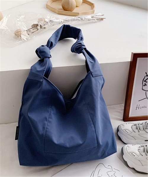 LA VORAGINE（ラ ヴォラジネ）の「大容量布帛トートバッグ（トートバッグ・レディース・ブルー/アイボリー/ブラック/グリーン・FREE）」の4枚目の写真