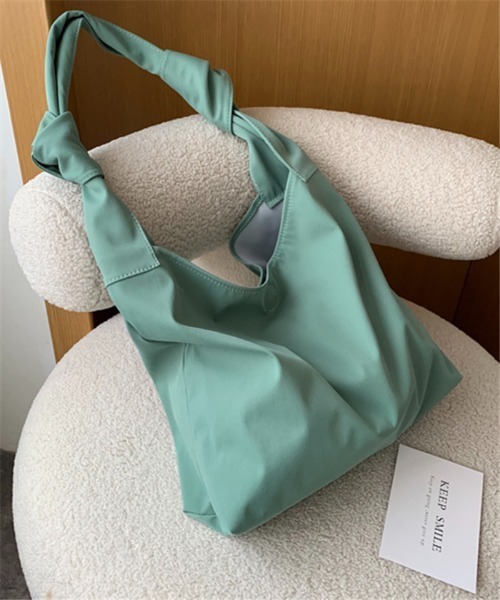 LA VORAGINE（ラ ヴォラジネ）の「大容量布帛トートバッグ（トートバッグ・レディース・ブルー/アイボリー/ブラック/グリーン・FREE）」の18枚目の写真