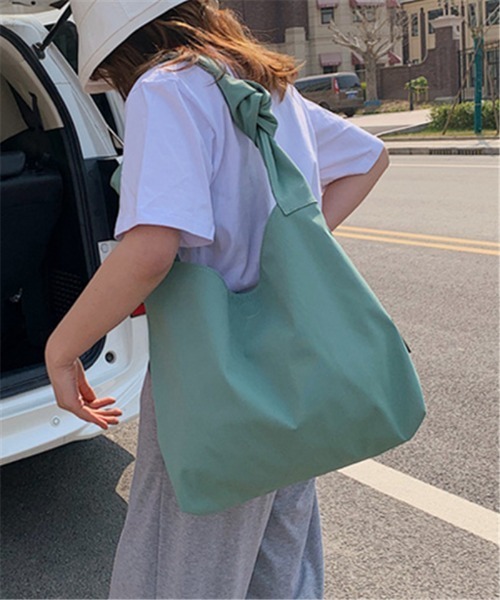 LA VORAGINE（ラ ヴォラジネ）の「大容量布帛トートバッグ（トートバッグ・レディース・ブルー/アイボリー/ブラック/グリーン・FREE）」の19枚目の写真