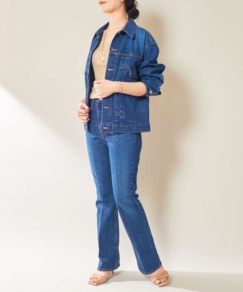 SHENERY(シーナリー)の「センタープレスデニムパンツ(デニムパンツ・レディース・ブルー・38/36)」の18枚目の写真