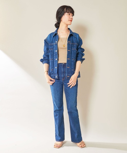 SHENERY(シーナリー)の「センタープレスデニムパンツ(デニムパンツ・レディース・ブルー・38/36)」の6枚目の写真