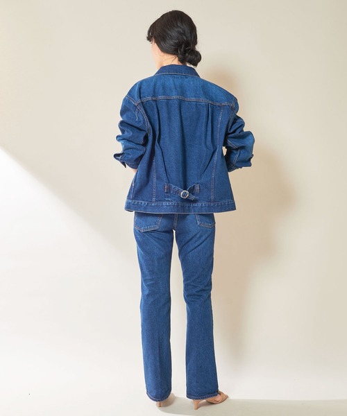 SHENERY(シーナリー)の「センタープレスデニムパンツ(デニムパンツ・レディース・ブルー・38/36)」の11枚目の写真