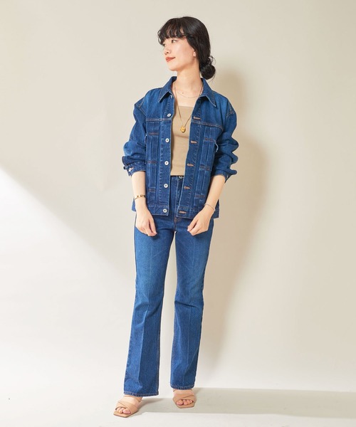 SHENERY(シーナリー)の「センタープレスデニムパンツ(デニムパンツ・レディース・ブルー・38/36)」の2枚目の写真