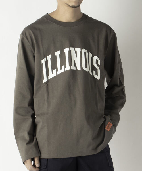 UNIVERSAL OVERALL（ユニバーサルオーバーオール）の「【UNIVERSAL OVERALL/ユニバーサル オーバーオール】別注 ビッグシルエット カレッジロゴ ロンT（Tシャツ/カットソー・メンズ・グリーン/チャコールグレー/キャメル/ホワイト・LARGE/X-LARGE/MEDIUM）」の7枚目の写真