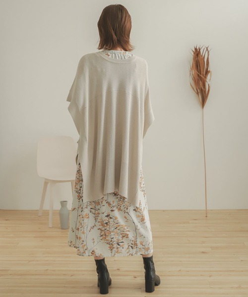 SENSE OF PLACE by URBAN RESEARCH(センスオブプレイスバイアーバンリサーチ)の「ポンチョセーター(ニット/セーター・レディース・パープル/アイボリー/ブラック・ONE)」の7枚目の写真