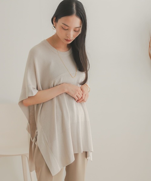 SENSE OF PLACE by URBAN RESEARCH(センスオブプレイスバイアーバンリサーチ)の「ポンチョセーター(ニット/セーター・レディース・パープル/アイボリー/ブラック・ONE)」の9枚目の写真