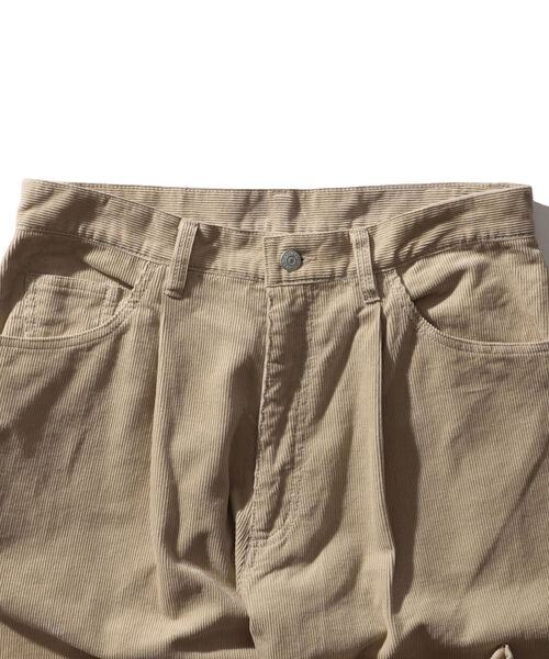 BEAMS（ビームス）の「BEAMS / ワイド テーパード コーデュロイ パンツ（その他パンツ・メンズ・ダークグリーン/アイボリー・X-LARGE/LARGE/SMALL/MEDIUM）」の12枚目の写真