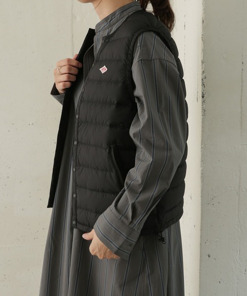URBAN RESEARCH DOORS(アーバンリサーチドアーズ)の「DANTON INNER DOWN CREW-NECK VEST(ダウンベスト・レディース・ブラック/ホワイト・SMALL)」の6枚目の写真