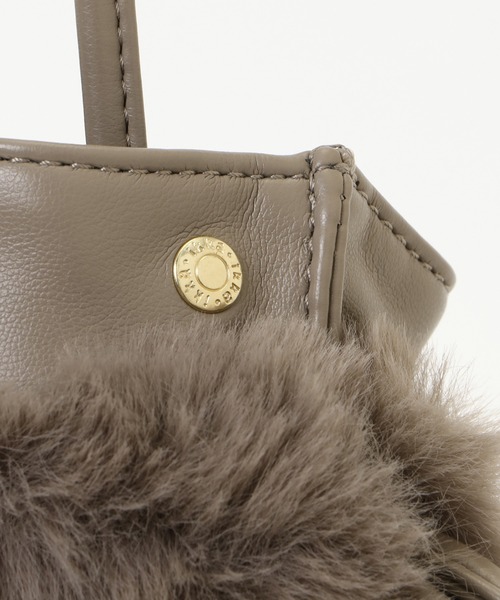 ikka（イッカ）の「エコファー巾着ショルダーバッグ（ショルダーバッグ・レディース・オフホワイト/グレー/ベージュ・FREE）」の7枚目の写真