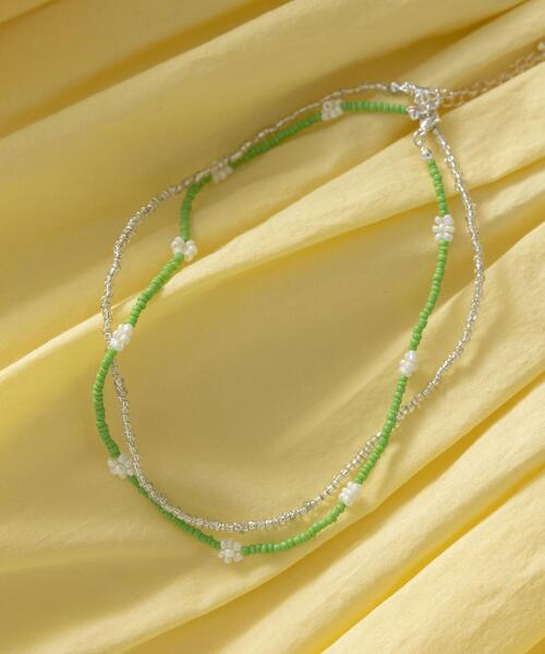 CITEN（シテン）の「＜CITEN（シテン）＞フラワー＆ビーズ 2連 ネックレス（ネックレス・レディース・シルバー/ケリー・FREE）」の2枚目の写真