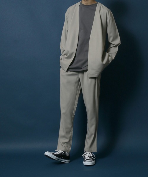 ANPAS(アンパス)の「Polyester Tropical Stretch Collarless Jacket SET-UP/別注 ポリトロ ストレッチ ノーカラージャケット&タックワイドテーパードパンツ セットアップ(セットアップ・メンズ・チャコールグレー/ライトグレー/ブラック/パープル/グレー系その他/グレイッシュベージュ・LL/M/L)」の5枚目の写真