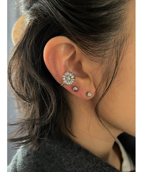 mou（モウ）の「ミニピアス＆イヤーカフ4セットアクセサリー（ピアス（両耳用）・レディース・シルバー/ゴールド・FREE）」の13枚目の写真