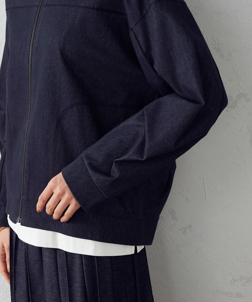 COMME CA ISM(コムサイズム)の「【一部店舗限定】ノーカラーブルゾン(ブルゾン・レディース・ブラック/ネイビー・MEDIUM/LARGE)」の12枚目の写真