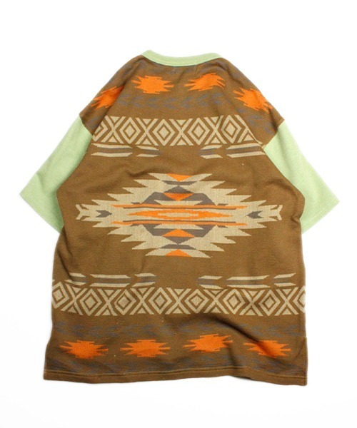 Universal Style Wear（ユニバーサルスタイルウェア）の「Universal Style Wear ナバホ ジャカード Tシャツ（Tシャツ/カットソー・メンズ・グリーン系その他/ブラック/グレイッシュベージュ/オフホワイト・X-LARGE/LARGE/MEDIUM）」の11枚目の写真