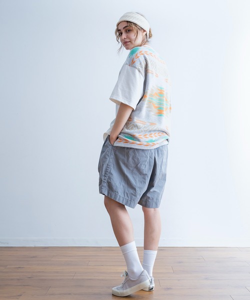 Universal Style Wear（ユニバーサルスタイルウェア）の「Universal Style Wear ナバホ ジャカード Tシャツ（Tシャツ/カットソー・メンズ・グリーン系その他/ブラック/グレイッシュベージュ/オフホワイト・X-LARGE/LARGE/MEDIUM）」の10枚目の写真