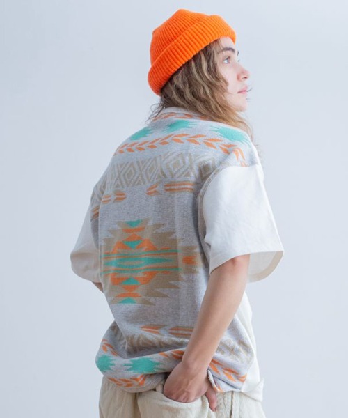 Universal Style Wear（ユニバーサルスタイルウェア）の「Universal Style Wear ナバホ ジャカード Tシャツ（Tシャツ/カットソー・メンズ・グリーン系その他/ブラック/グレイッシュベージュ/オフホワイト・X-LARGE/LARGE/MEDIUM）」の9枚目の写真